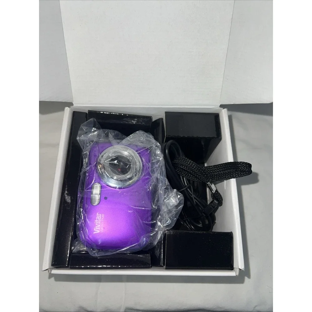 Vivitar‎ ViviCam 7122 Digital Camera 7.1MP Purple Open Box Compact Point Shoot